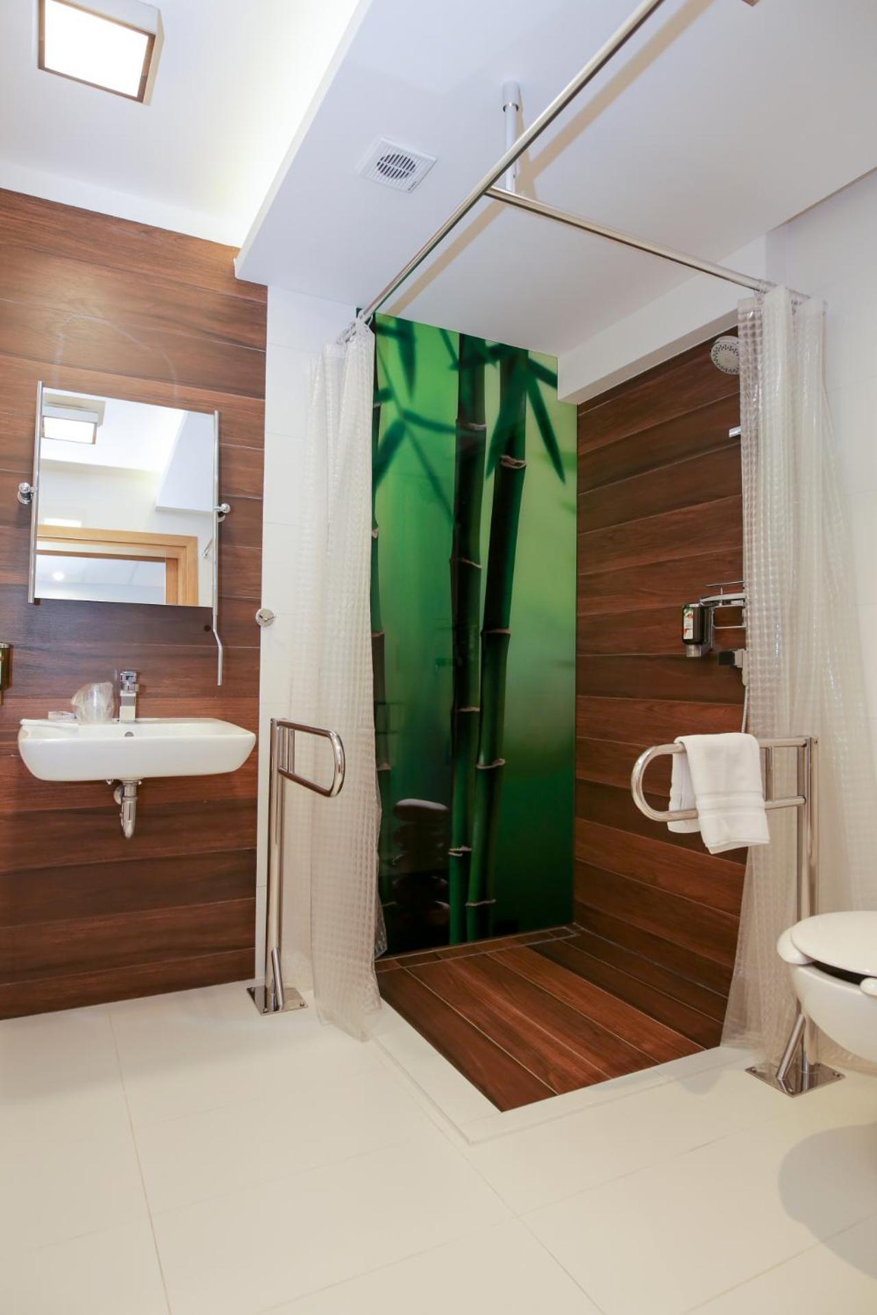 Hotel Amazonka Conference And Spa Ciechocinek Luaran gambar