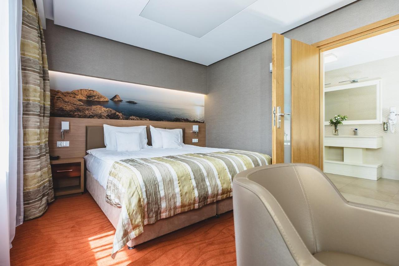 Hotel Amazonka Conference And Spa Ciechocinek Luaran gambar