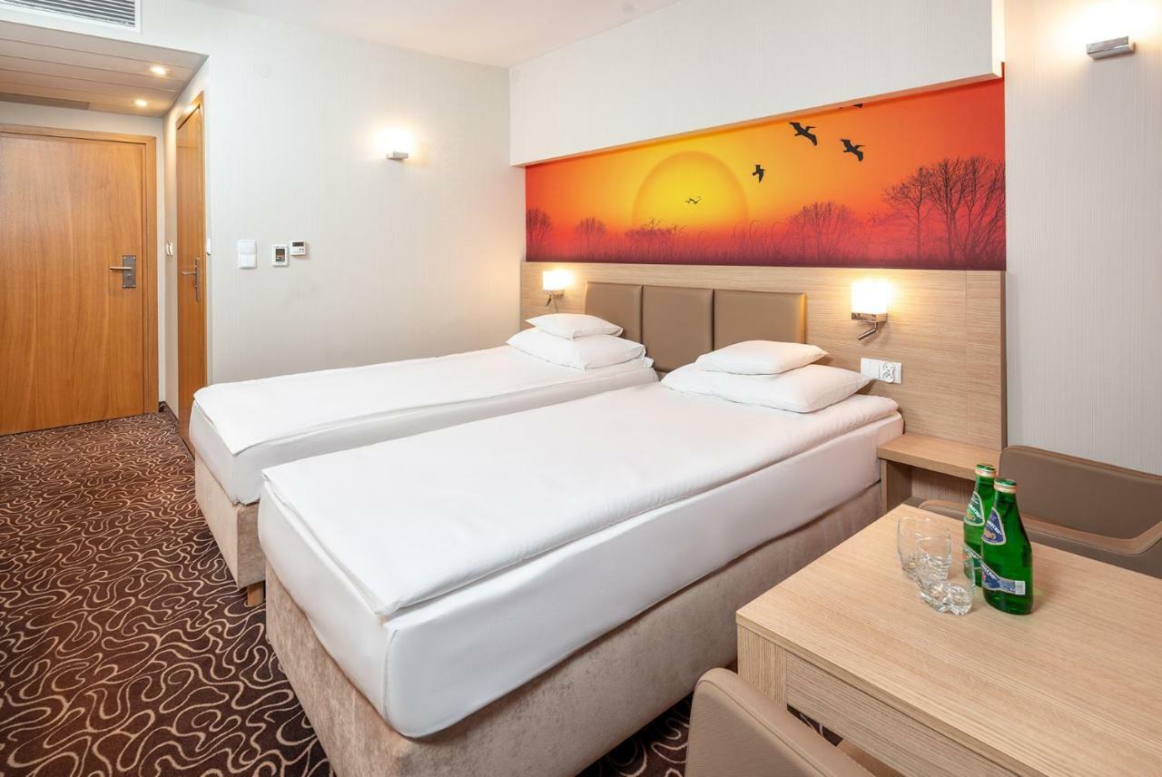 Hotel Amazonka Conference And Spa Ciechocinek Luaran gambar